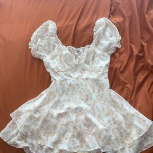 Peachy Floral Puff Sleeve Romper